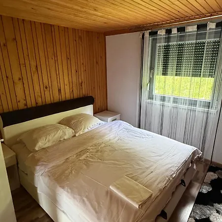 Weekend Getaway House Casa de Férias Gorazde